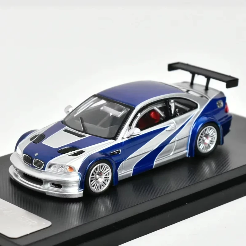 1:64 BMW E46 M3 GTR die-cast alloy simulation static model, boys collection decorative toy, for children's holiday gifts.