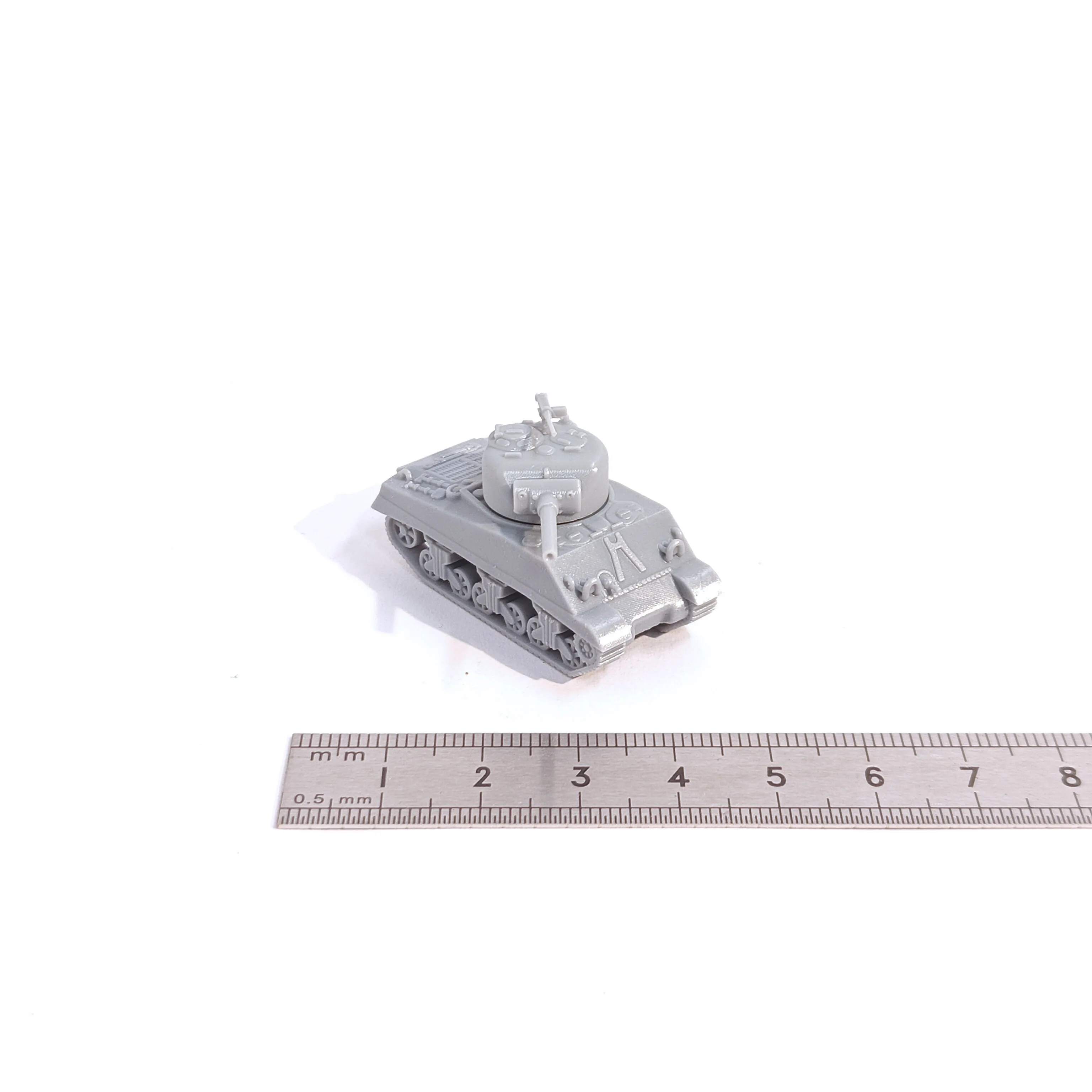 1/144 Scale M4 105mm sherman tank Unpainted Miniatures Reisn Model Kits