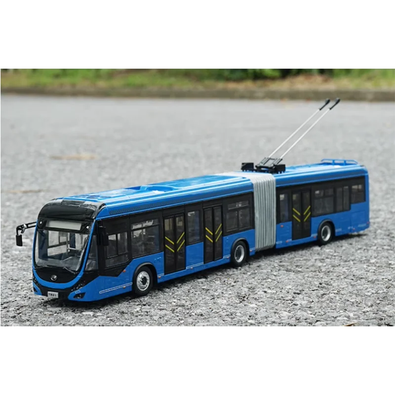 

Diecast 1:42 Scale Yutong Bus Dual Source Tram Model ZK5180C BRT Bus Model Finished Simulation Collection Gift Toys