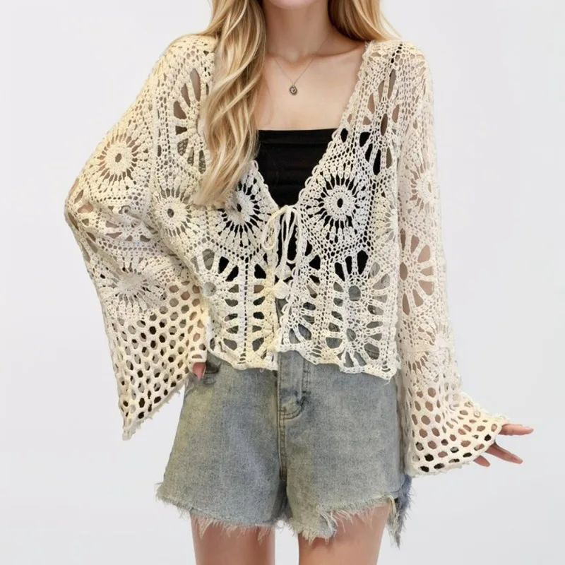 

2025 New Summer Women T-Shirt Bat Sleeve Basic Fashion Tops Lace Cardigan Tees Casual Loose White Tees