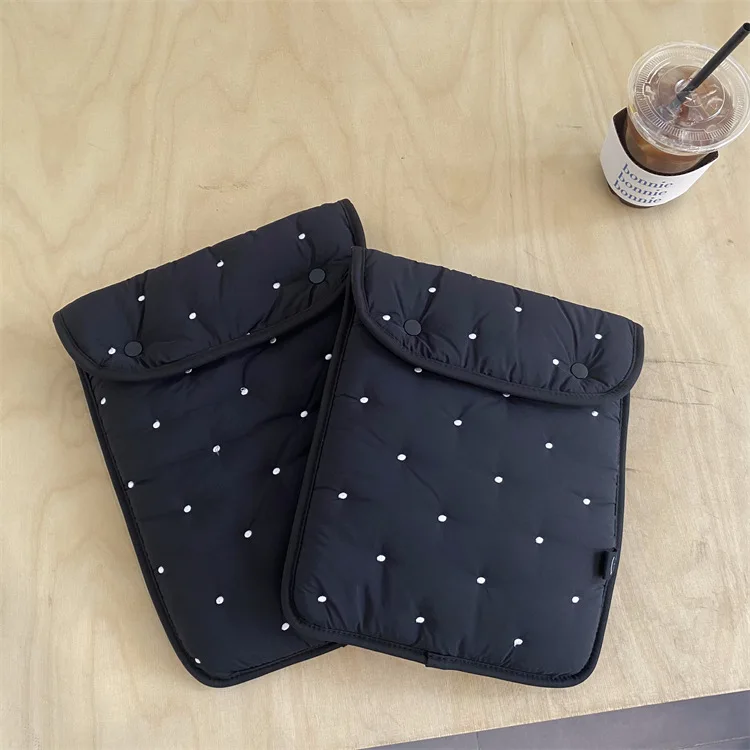 INS casing Notebook pelindung komputer Macbook wanita, tas kerja hitam putih katun Lengan Laptop Tablet Jinjing