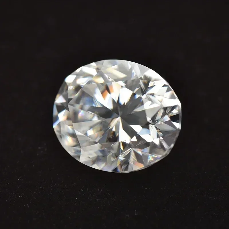 Moissanit-Stein, oval geschliffen, Farbe D, Reinheit VVS1, synthetische Edelsteine für die Herstellung von Schmuck im DIY-Stil, mit Zertifikat. – Detail 4