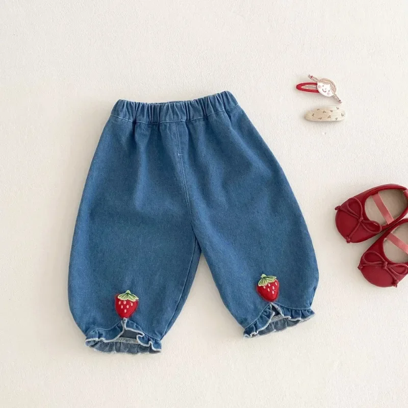 

New Spring Kids Pants Fashion Girls Three Dimensional Strawberry Jeans 0-5T Children's Loose Casual Denim Trousers