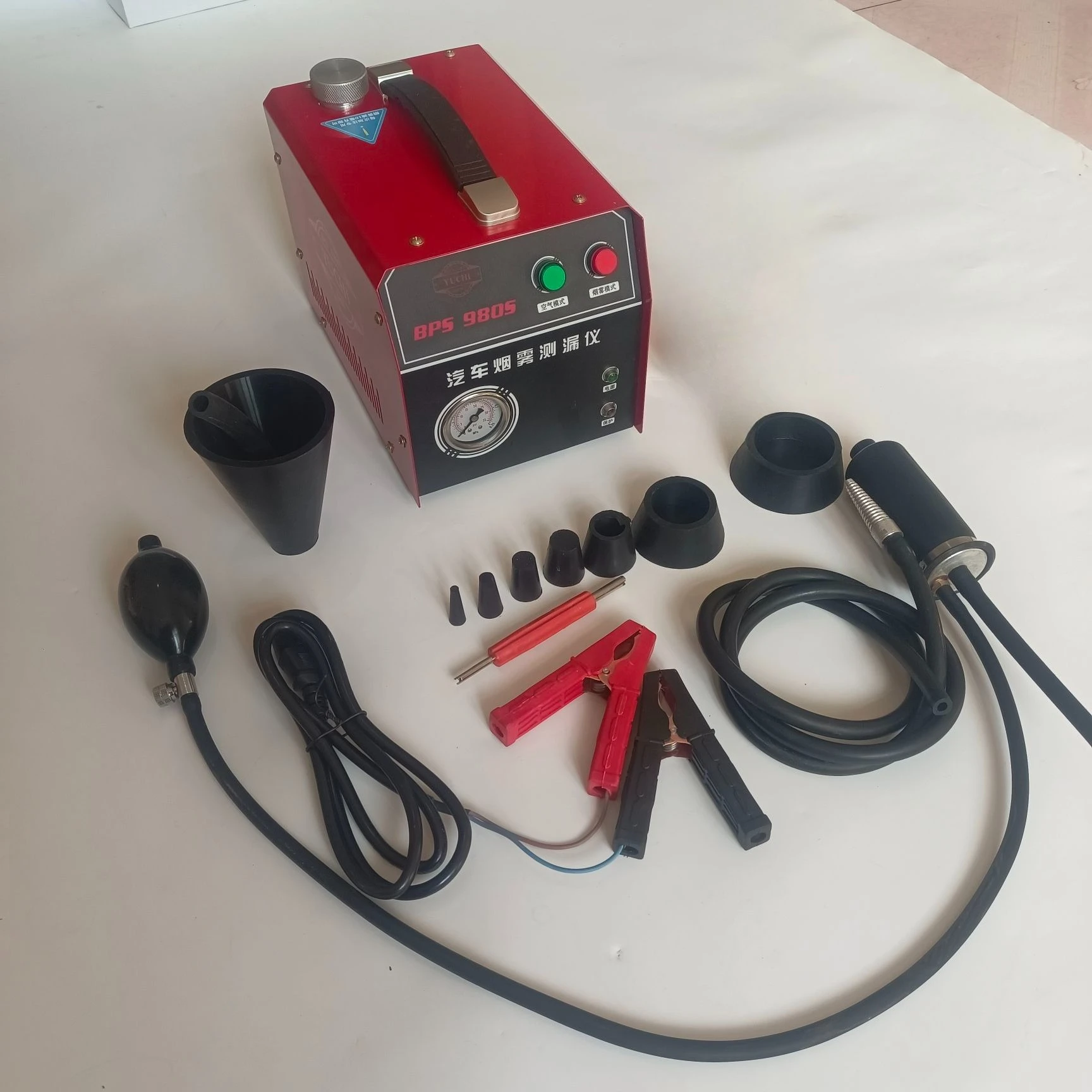 

Leak Detector Fault Detector Automobile Pipeline Air Leakage Fault Detection Pipeline Detector Smoke Machine with Airbag