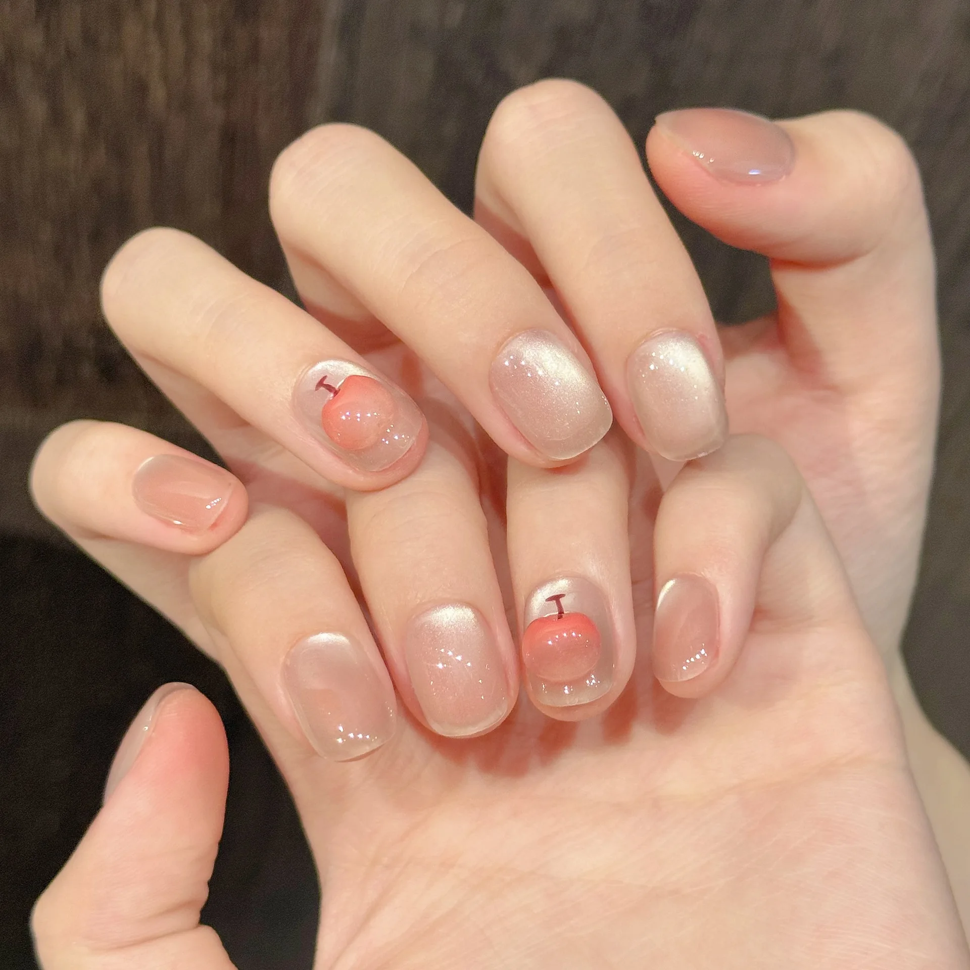 10 Uds. De uñas postizas redondas cortas pintadas a mano en 3D con forma de manzana, color rosa, ojo de gato brillante, uñas postizas hechas a mano pequeñas y frescas