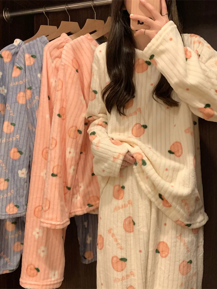 Thickened Coral Fleece Pajamas Women's Winter Home Clothes Set Long Sleeve round Neck Sleepwear Cute Cartoon Style Long Pants