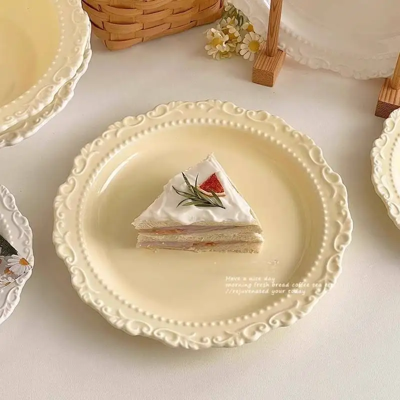 Party Yellow Dinner Set Plates Cream Designer Round 6 Persons Plates Dinner Sets European Elegant Vaisselle Kitchen Dishes
