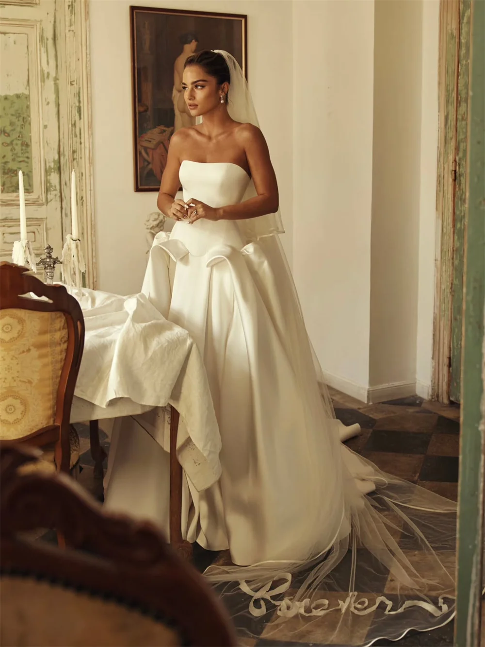 طوكيو مخصص فساتين زفاف أنيقة من الساتان بدون حمالات بدون أكمام من الخلف برباط علوي زي العرائس 2025 فساتين زفاف بيضاء على شكل حرف a #4