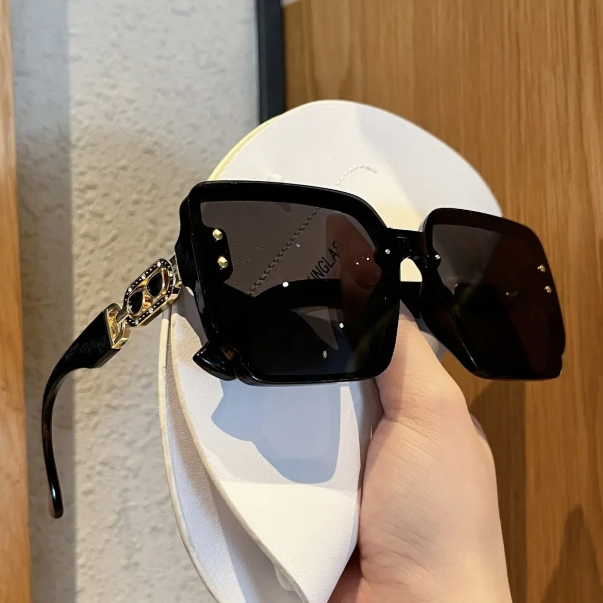 2025 High-Definition Light Luxury Polarized Sunglasses for Women Trendy UV Protection Fashionable DS-7745