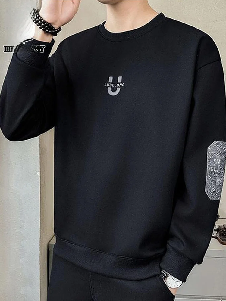 

Men's Loose Fit Long Sve Crew Ne Sweatirt Embroidered Casual Splicing T-irt Spring 2026 Youth Trend Cotton P...