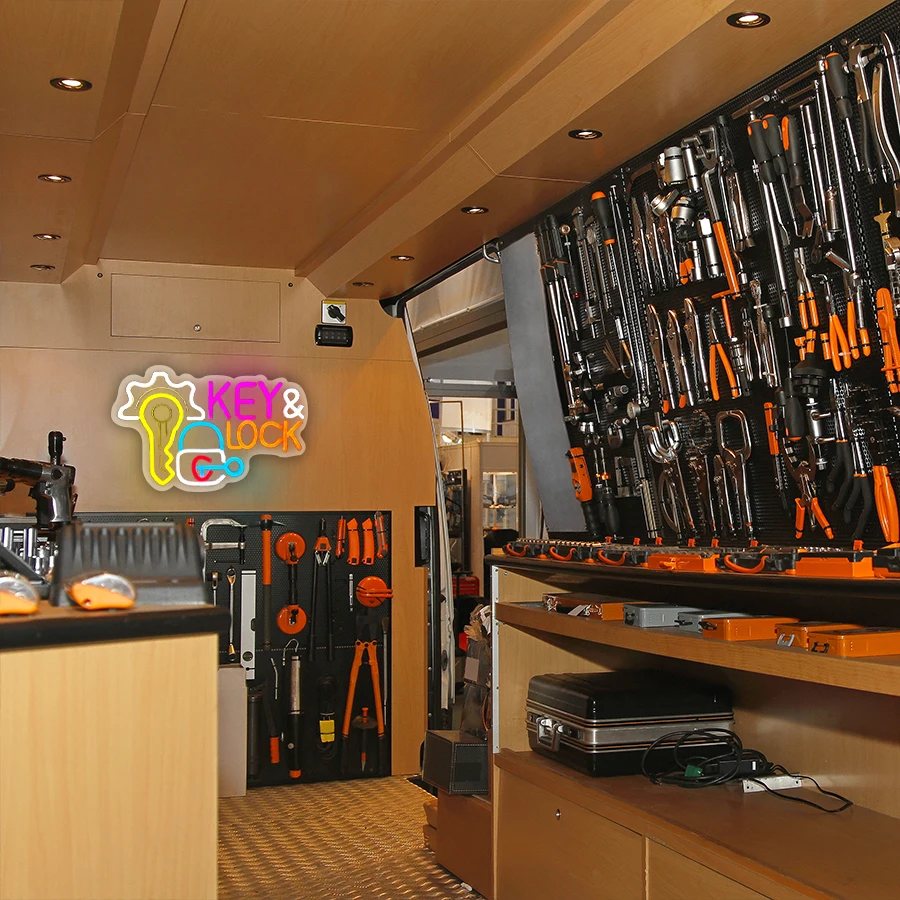 Anahtar ve Kilit Neon Tabela L - Lighting Decor Rentals incelemesi ve fiyatı
