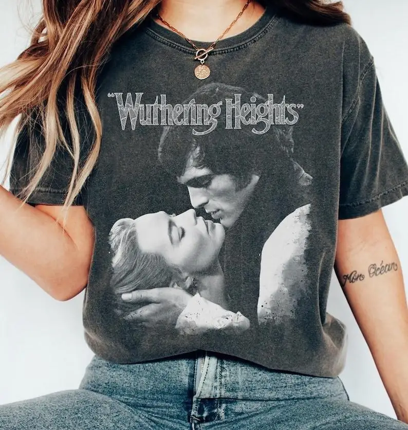 Camiseta Wuthering Heights, camiseta gótica romántica de Emily Brontë, camiseta literaria Dark Academia