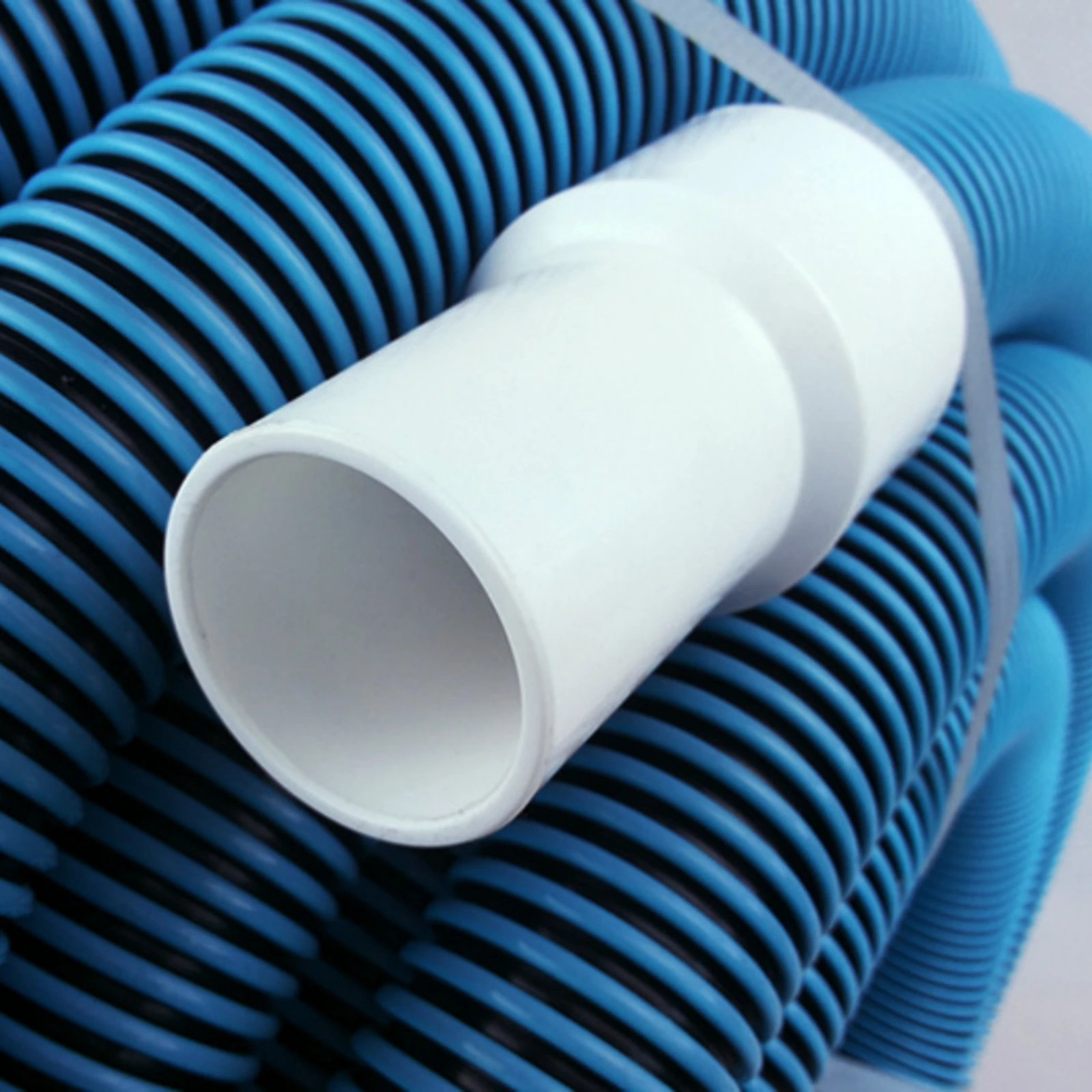 

Pool Vacuum Hose Head White Plastic Threaded Pool Hose Connector Polished Molded Airtight Seal