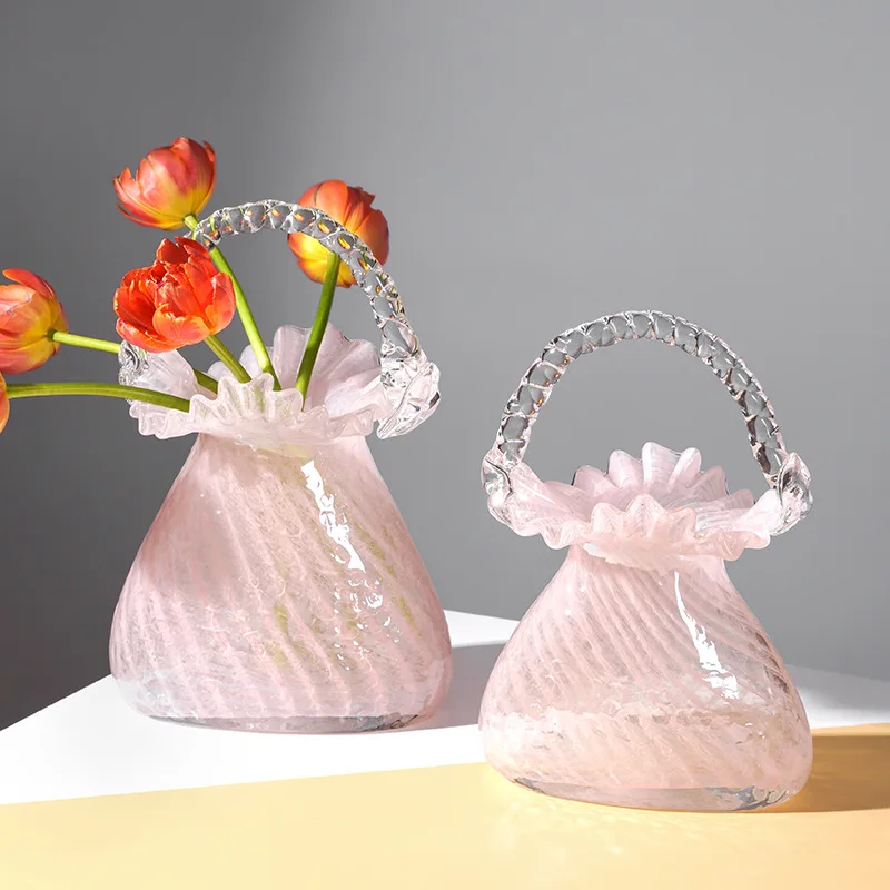 Creative handheld vase, home ornaments, ornaments, flower arrangement, glass vase, decorations, bag shape, light pink