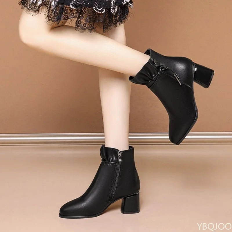 أحذية قصيرة عصرية متعددة الاستخدامات للنساء لخريف وشتاء بمقدمة مدببة وكعب سميك وسحاب جانبي كاجوال مريحة بكعب عالي