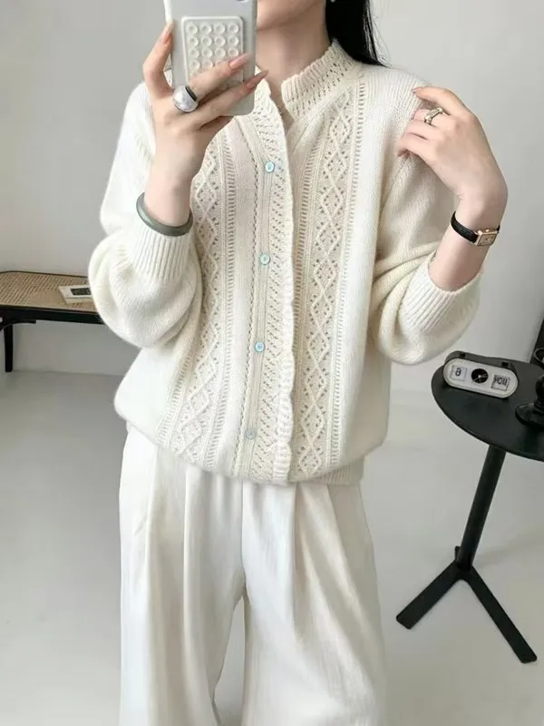 Cashmere beige short sweater cardigan crocheted with knitted sweater top woman