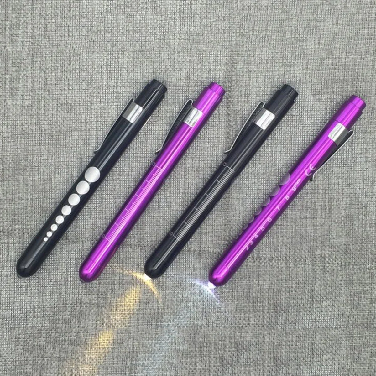 2 قطعة مقياس تلميذ الممرضة المحمولة الطبية LED ضوء لفحص فم الحلق أسود أبيض ممرضة #4