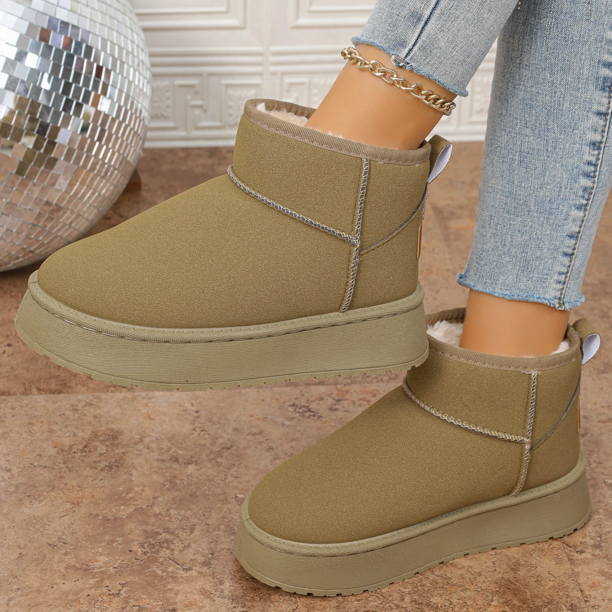 Women Ankle Boots Thick Plush Platform Snow Boots Women Winter Keep Warm Fur Cotton Shoes for Woman Faux Suede Slip-On Shoes