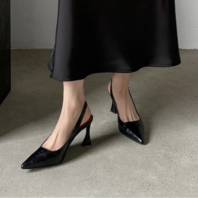 2026 New Retro Solid Color Sexy Pointed Toe Women's Sandals Comfortable Open Heel Sandals Outdoor Party Banquet Women High Heels