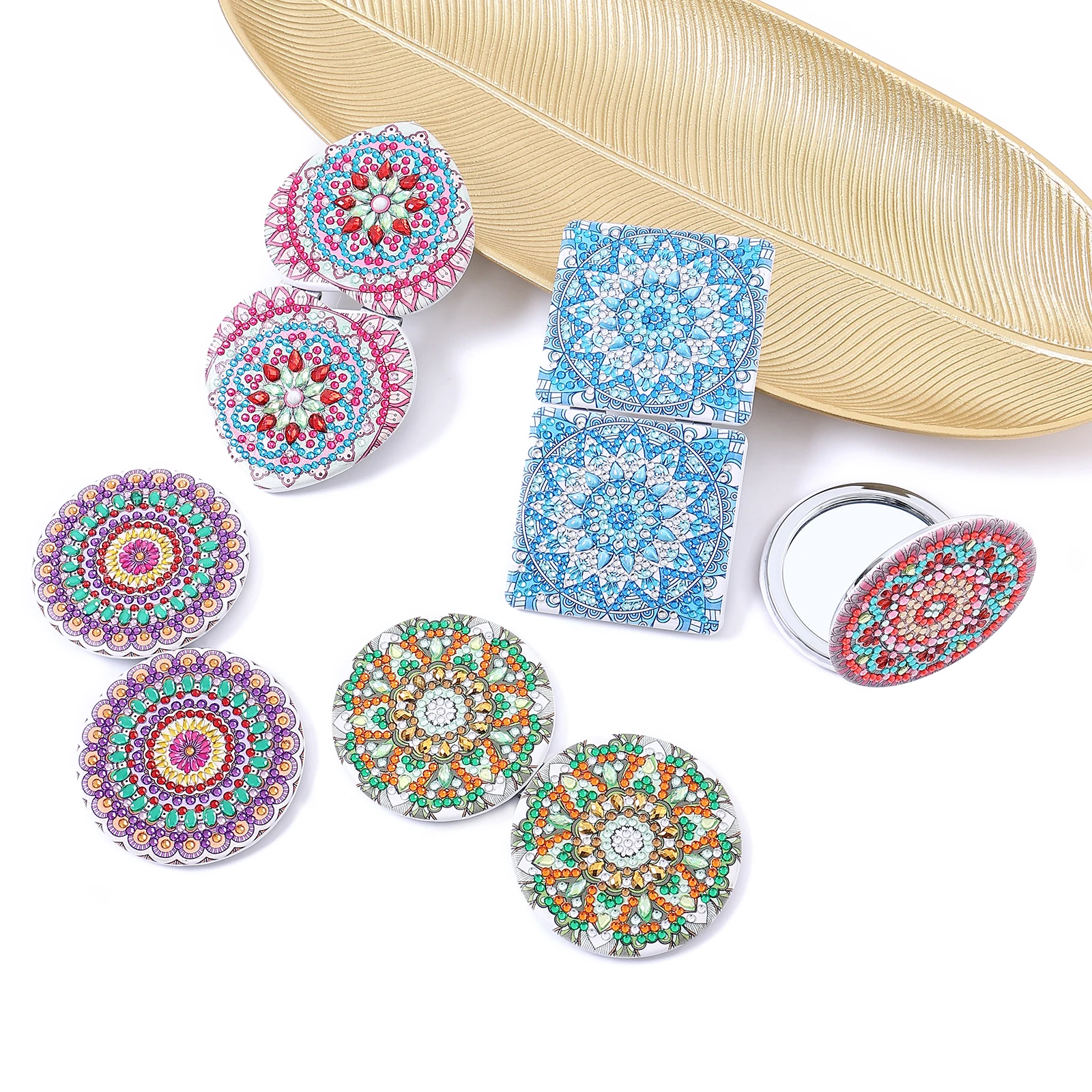 1 Piece of Diamond Painting, Small Mirror, Mandala Pattern, PU Leather Material, A Must for Ladies to Go Out and Make Up Makeup