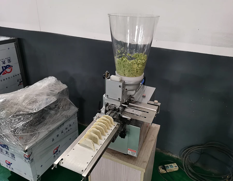 Momo Making Machine Automatic Dumpling Gyoza Wrapper Dumpling Skin Machine