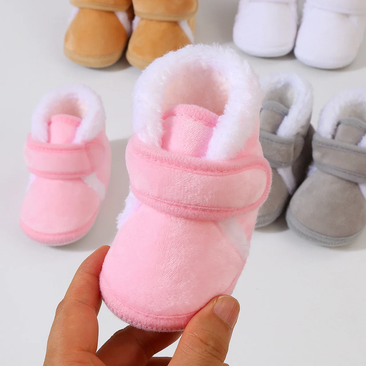 Winter Thicken Warm Baby High Top Snow Boots Infant Plush Shoes Anti-skid Soled Newborn First Walkers Kids Flip Flops