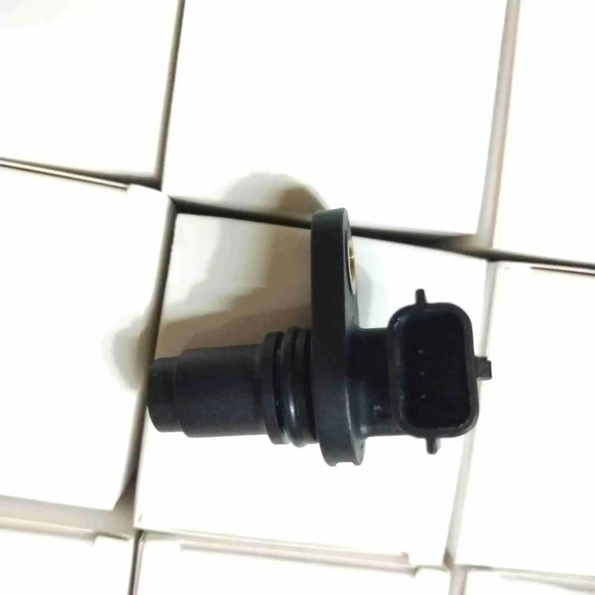 

Automotive sensor suitable for Suzuki crankshaft position sensor 23731-JA11B Applicable to accessory parts