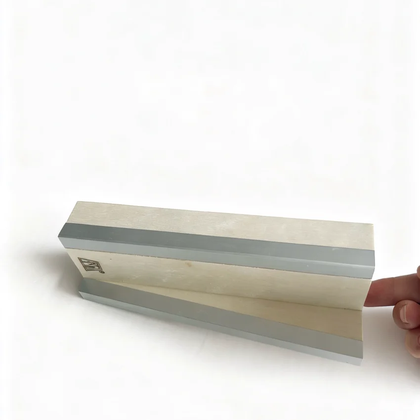 Cours d'obstacles de touche en bois, ensemble de mini parc de patins avec rampes et rails pour la pratique professionnelle