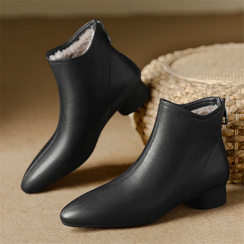 

New Genuine Leather Women Boots Round Toe Short Boots for Women Winter Boots Women Chelsea Boots Ladies Shoes Wool Ankle Boots