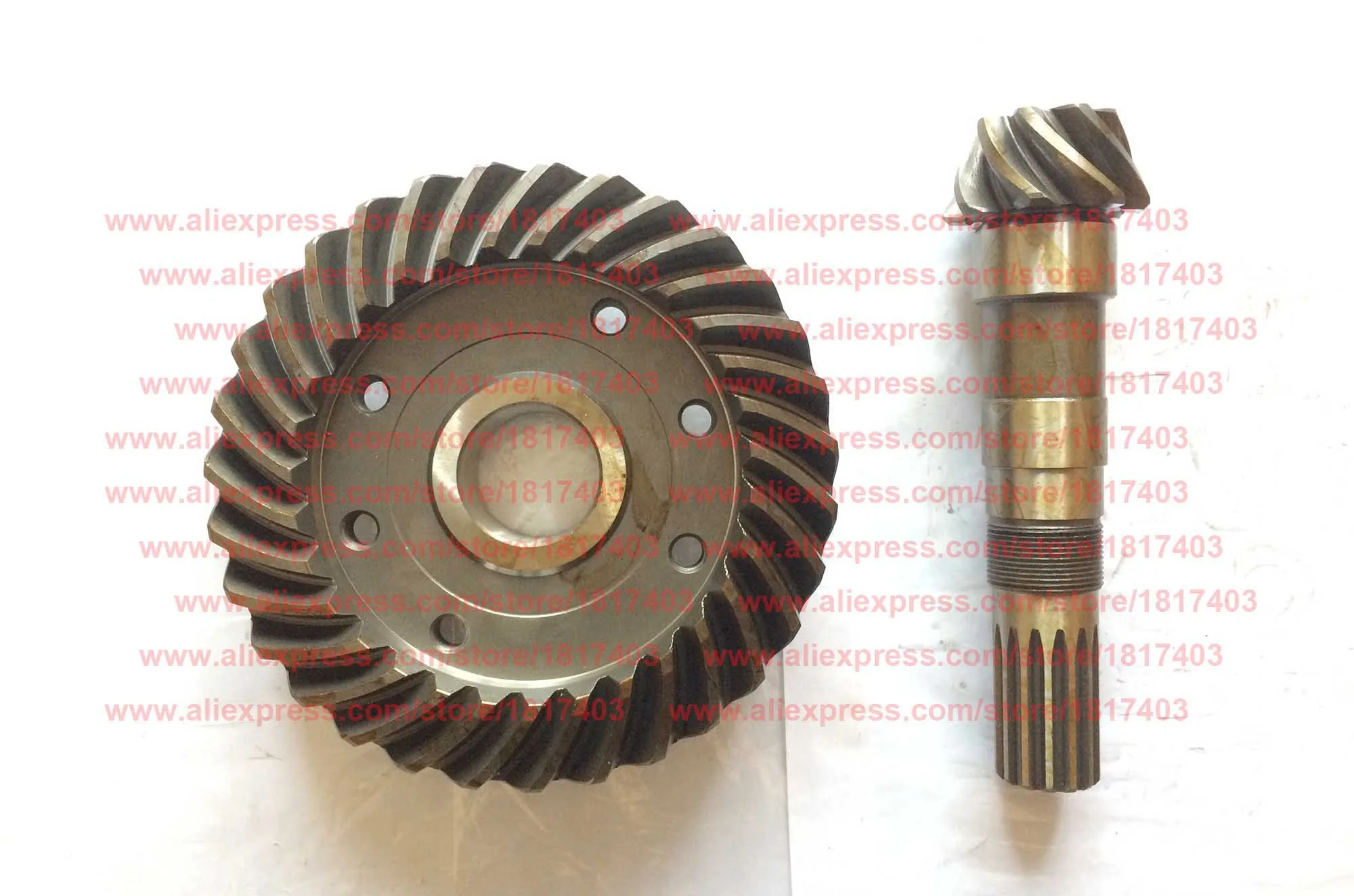 JINMA 404.31.117 Driving Gear + 304.31.118 Driven Gear , JINMA / JM 45HP-65HP 4WD Tractors Parts , 454 / 504 / 554 / 604