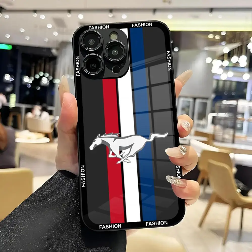 Podkładka pod mysz z logo F-FordS MustangS do iPhone\'a 13 14 12 15 11 Pro XS Max Plus Mini biało-czarna osłona ze szkła hartowanego