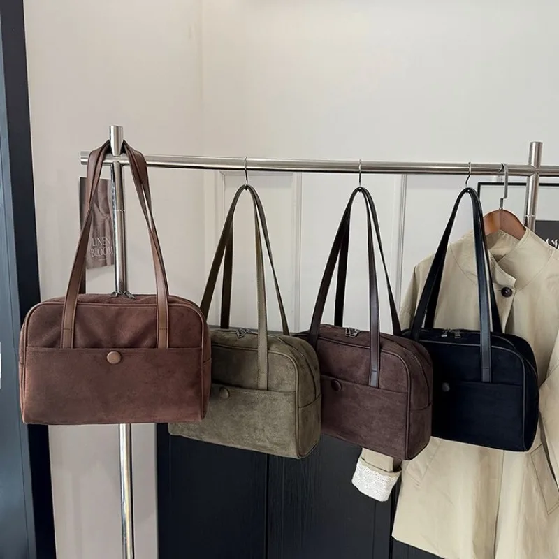 

Elegant Minimalist Designer Diaper Bag For Women Crossbody Messenger Bag Luxury Leather Tote Large Capacity Vintage Letter Logo