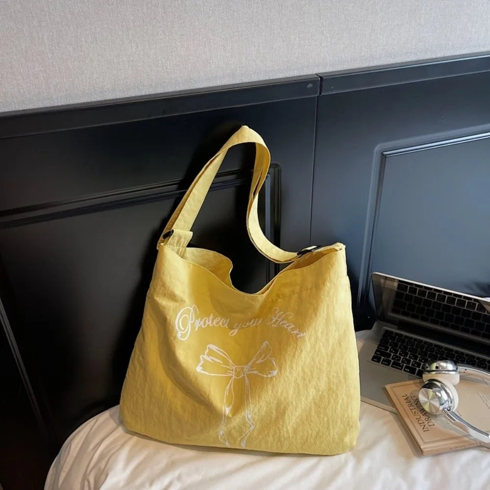 

Stylish Korean Women's Tote Bag Nylon Leisure Bow Shoulder Bag Versatile Large Capacity Commute Bag Handbags