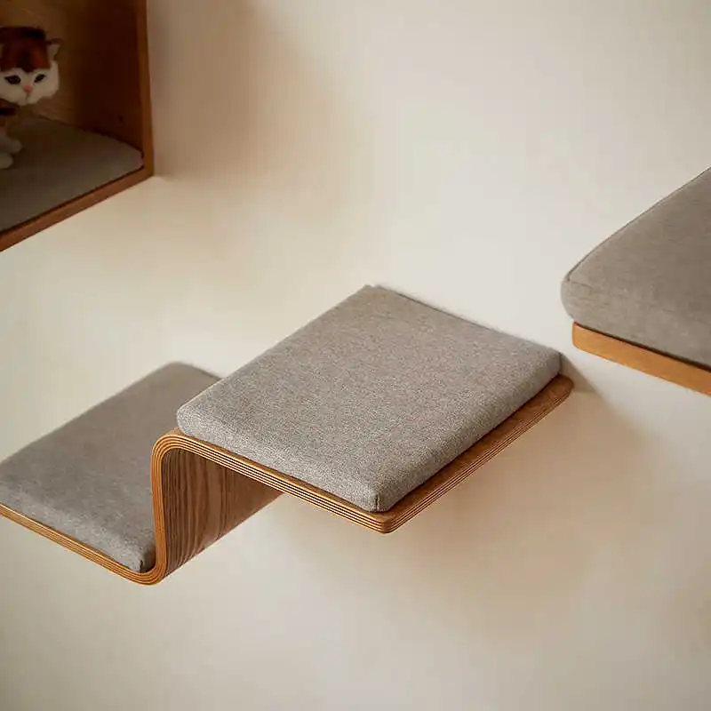 

#Wall Mounted Wooden Cat Climbing Frame Cat Scratcher Space Saving Easy Assembly Indoor Carton