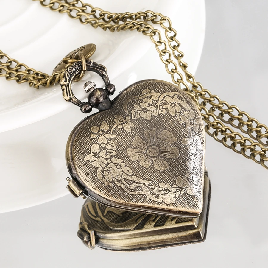 Old Fashioned Bronze Love Heart-shaped Quartz Pocket Watches Pendant Clock with 80cm Necklace Chain with Heart Accessory