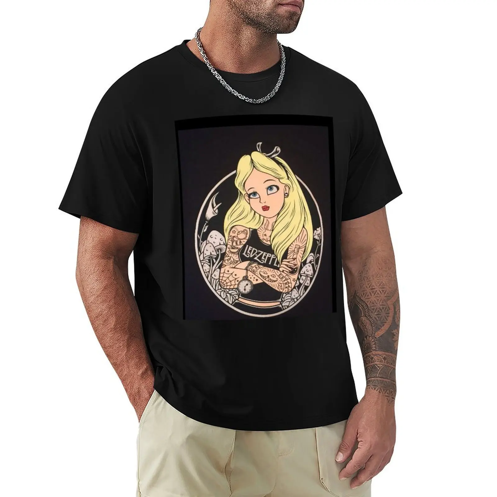 

Punk girl T-Shirt Trendy Pattern T-Shirt for Men