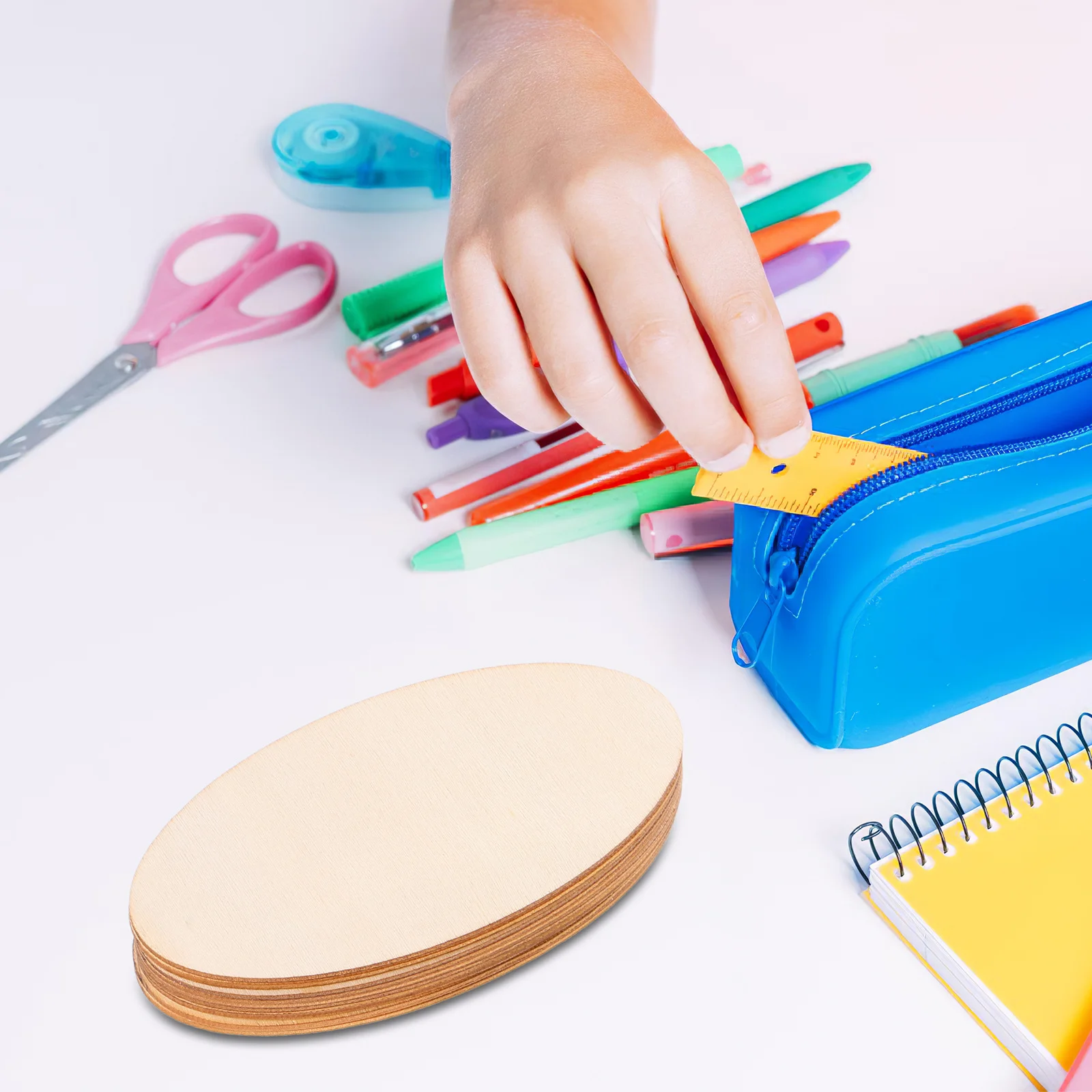 

20Pcs Oval Wood Pieces Unfinished Natural Texture for Graffiti Crafts Educational DIY Art Decor Supplies Oval Wood Cutouts