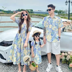 Holiday Look Family Matching Clothes Vacation Mom Daughter Girls Smock Dress Dad Son Floral Shirts Sister Brother Twins Clothing