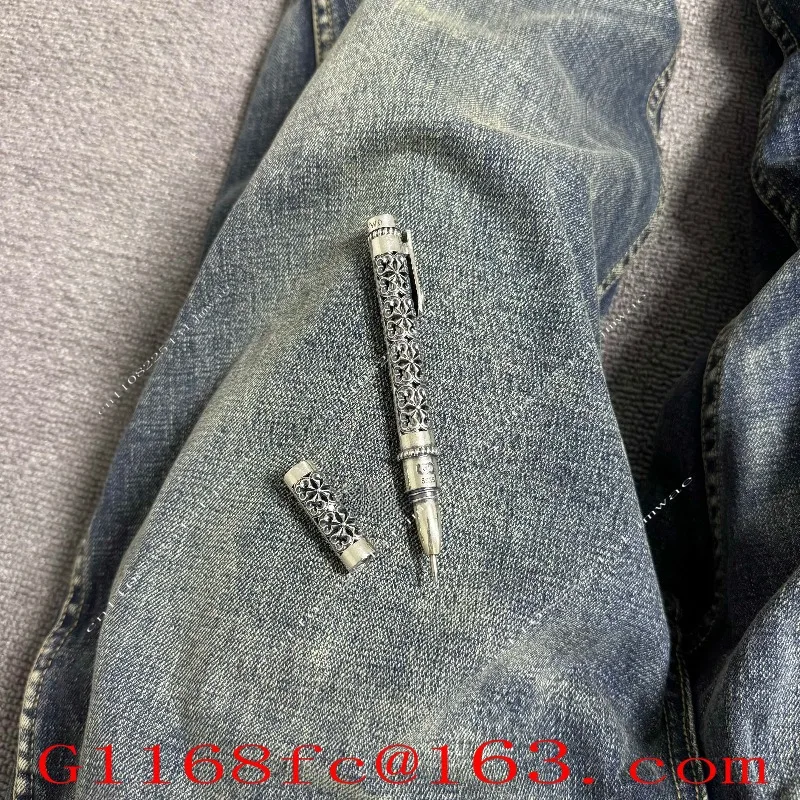 Cross Vine Flower Sword Pendant Ballpoint Pen, European and American Domineering Metal Antique Pen, Black Neutral Pen