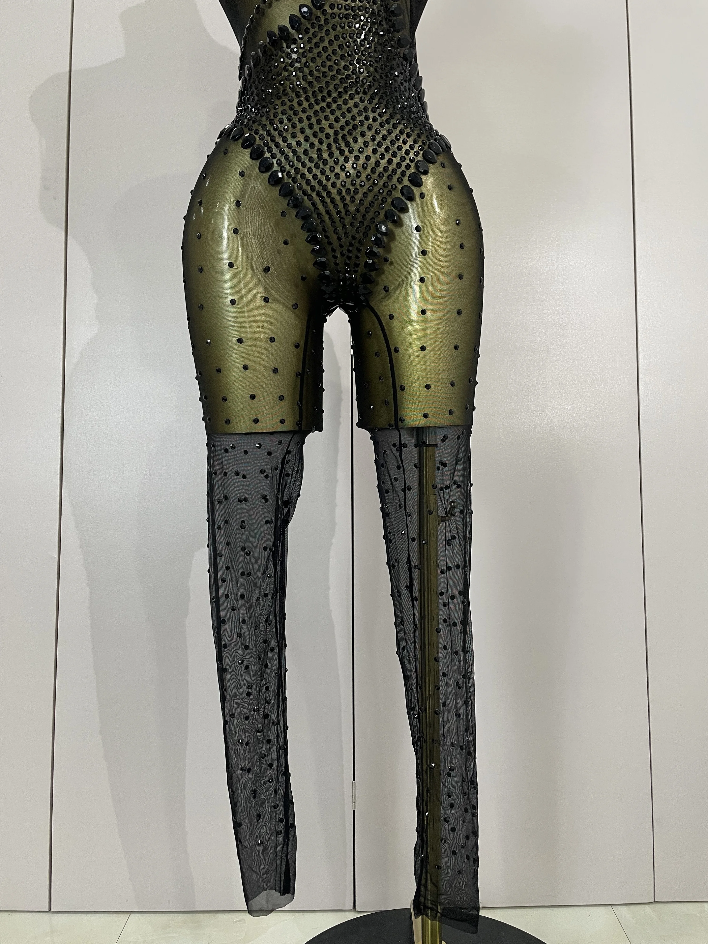 Combinaison extensible noire transparente avec chaîne en strass scintillants pour femmes, barboteuse de scène pour fête d'anniversaire, boîte de nuit, Festival, nouvelle collection
