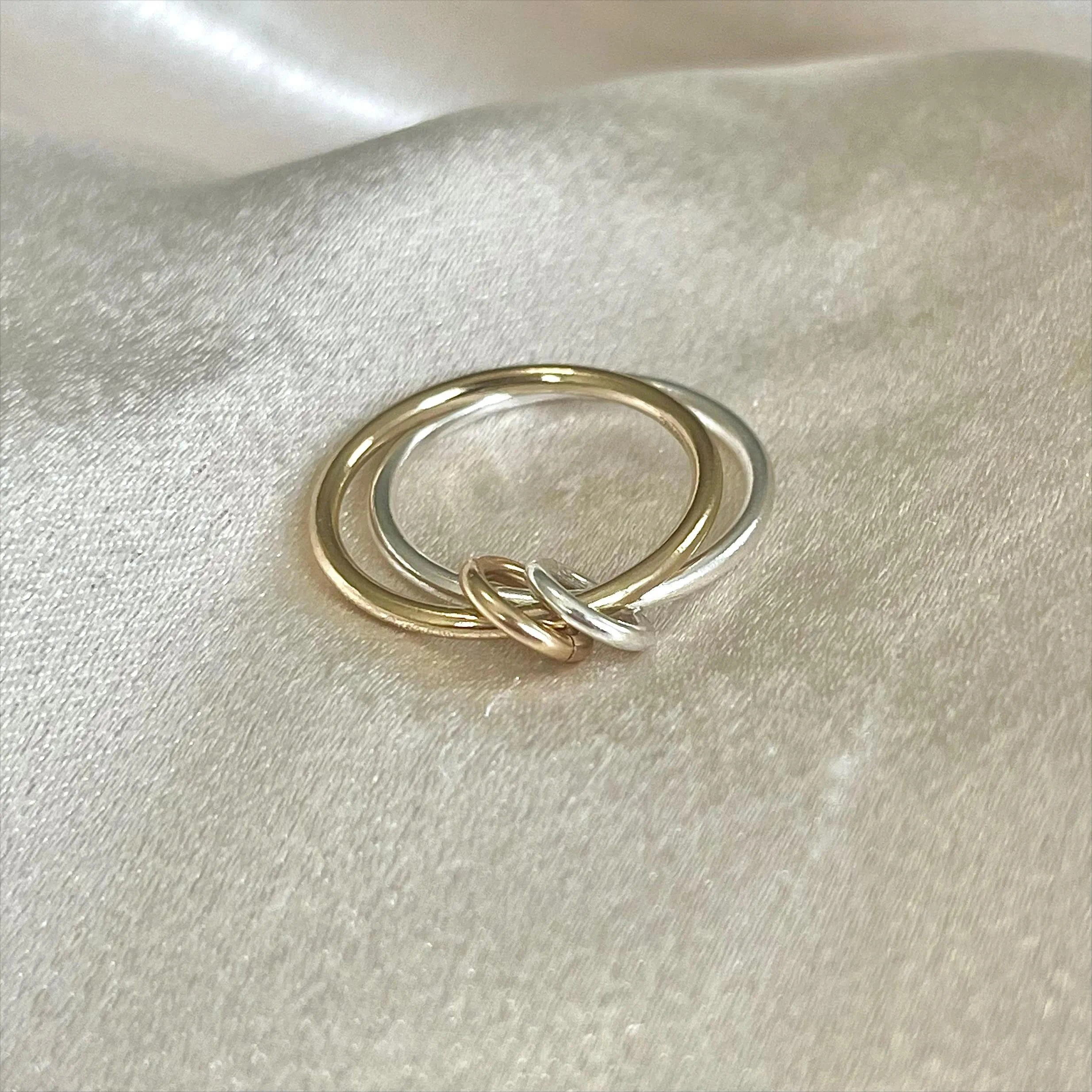 Connected Ring Set 14k Gold Filled Ring Minimalist Linked Ring Tarnish Resistant Silver Jewelry Gift for Women