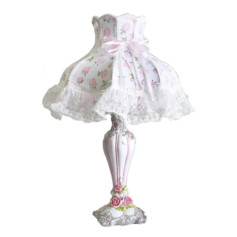 European French pastoral table lamp bedroom bedside lamp romantic warm princess lace light pink girl heart girl