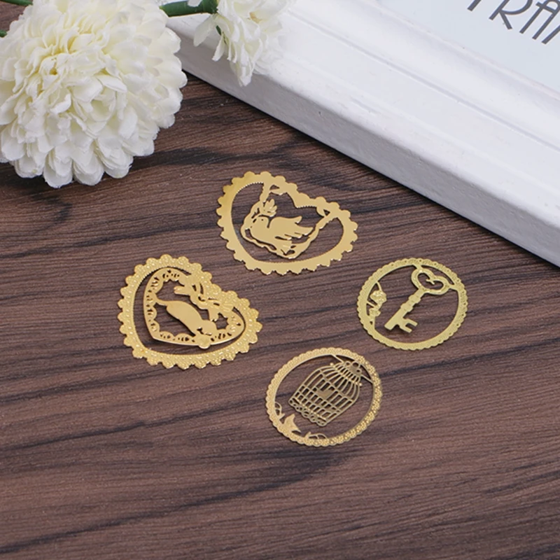 Shiny Gold Metal Bookmarks Exquisite Decorative Pattern Beautiful Decoration