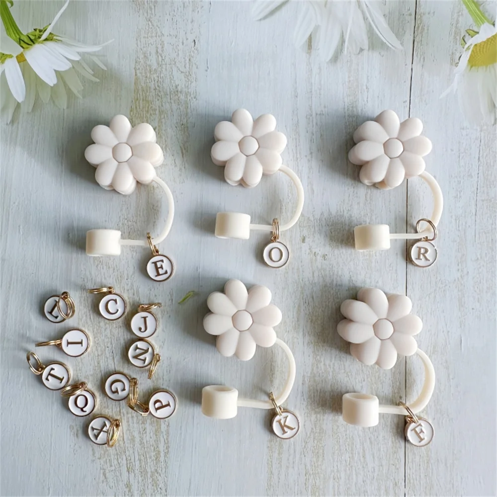 Creamy white Accessory Straw Cap, 26 letter silicone straw cover Dustproof straw cover suitable for glass and water bottles