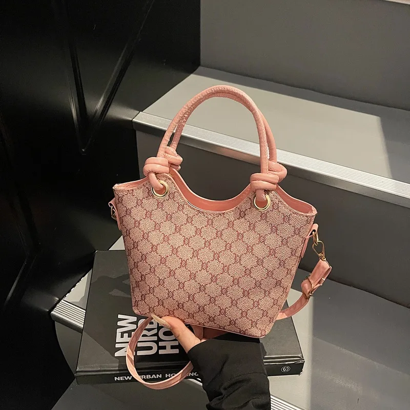 

2025 Summer French Plaid Bucket Bag Luxury Tote Shoulder Purse for Women Elegant Checkered Crossbody Bag Office Chic Handbag