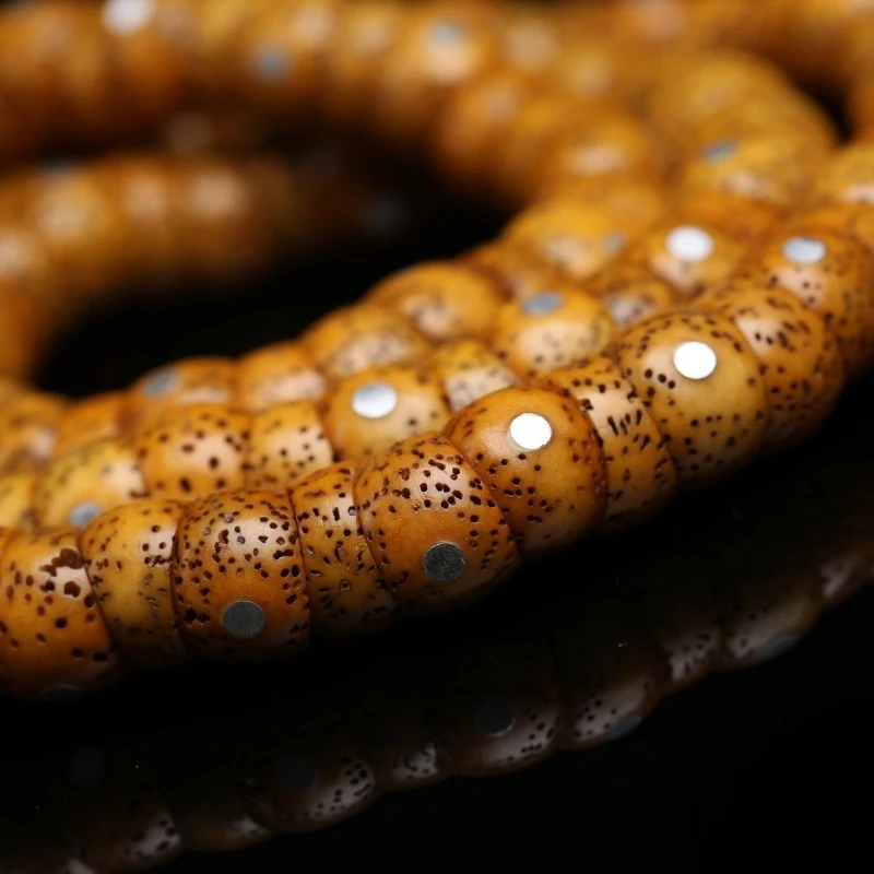 Hainan Golden Seed-Moon Bodhi 108 Ecological Chicken Oil Yellow Buddha Beads Bracelet