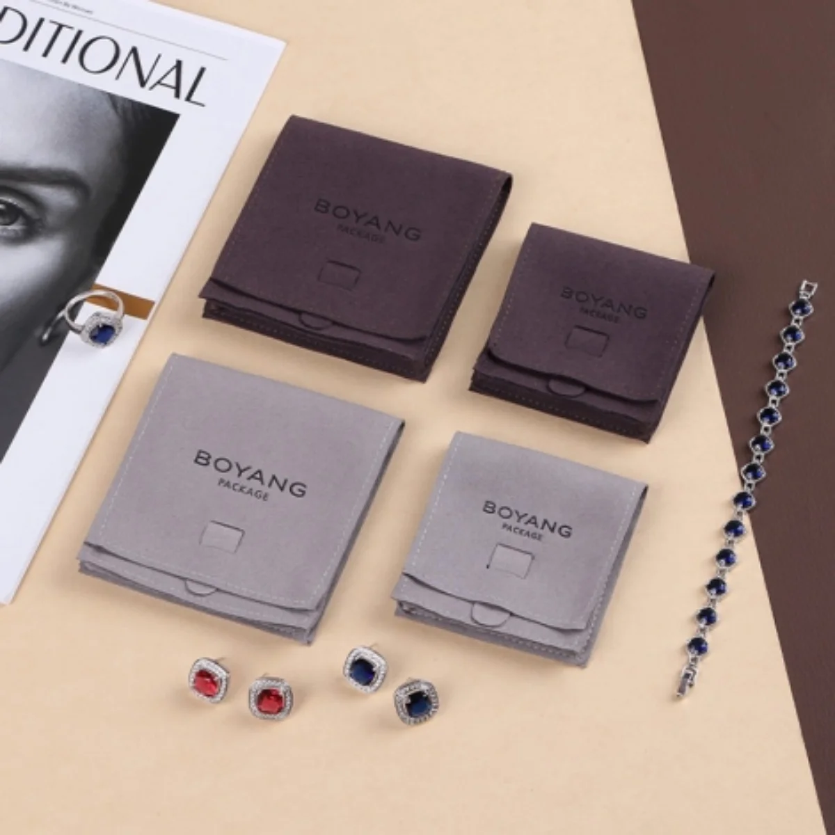 

50 шт., бархатная сумка для хранения Таро, замшевый карман на шнурке, настольная игра, посылка для вышивки карточек, принадлежности для колдовства для алтаря Таро Бо