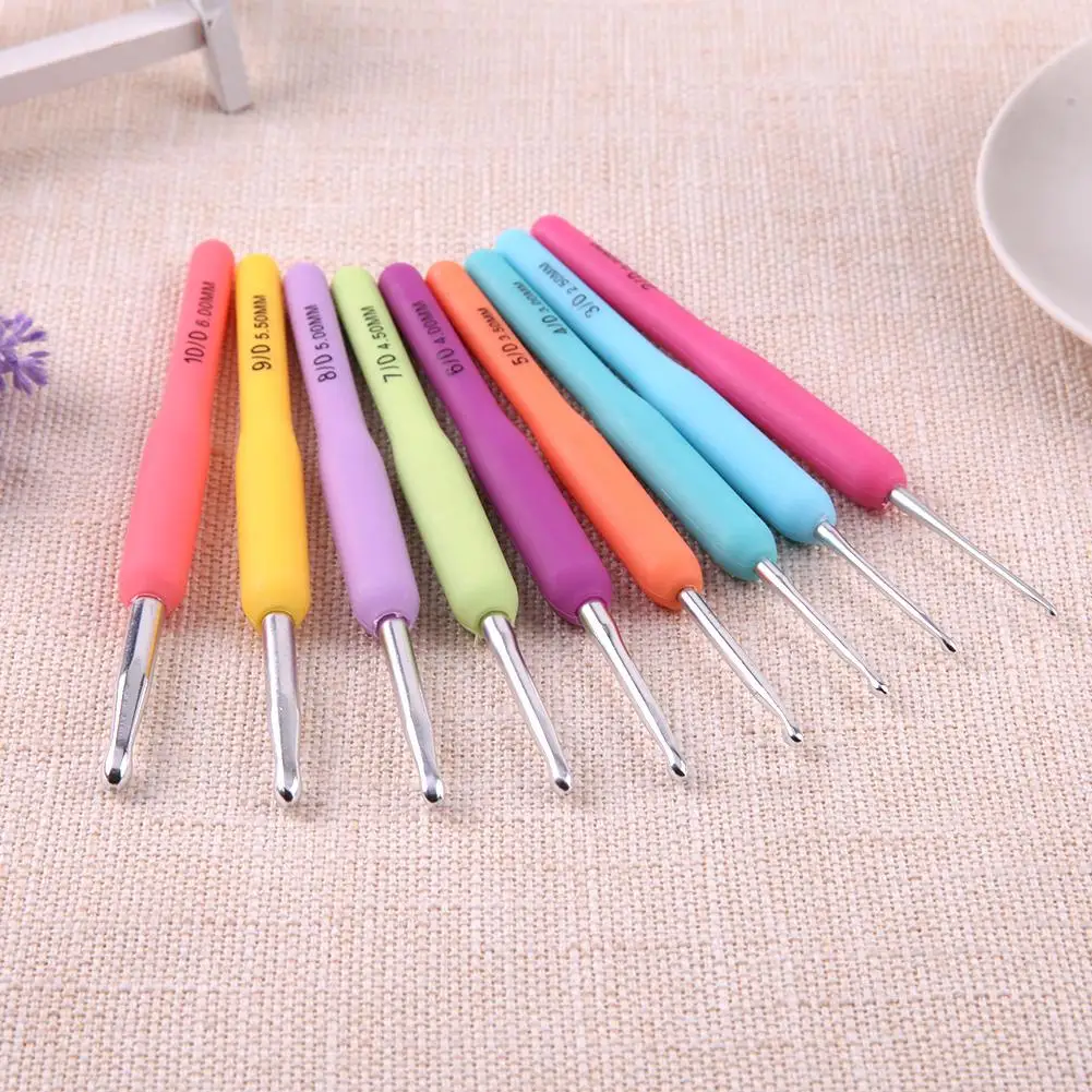 Multicolor Knitting Needles Silicone Grip Cushioned Handle Soft Crochet Hook Metak Hook for Women Sewing Accessories