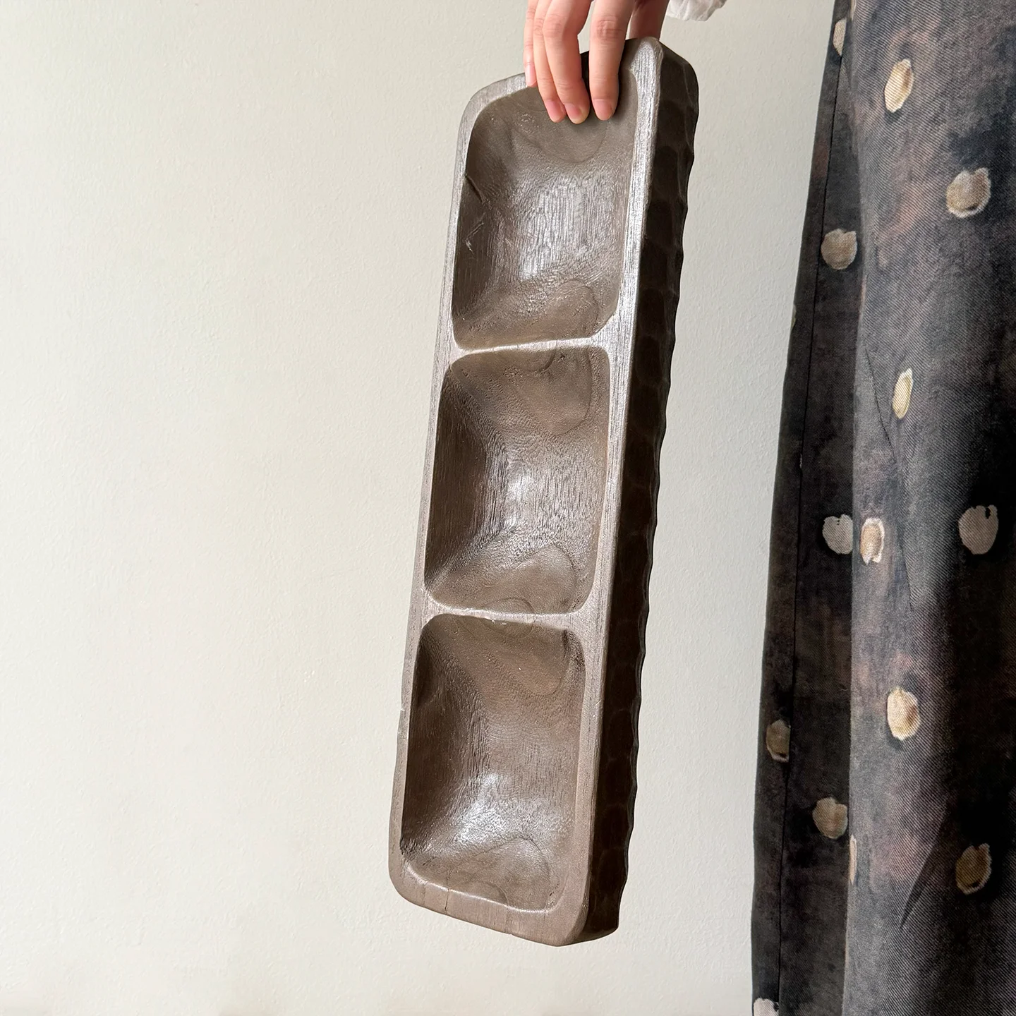Brown Rectangular Wooden Tray Bread Solid Wood Storage Tray Wabi-sabi Wind B & B Plate Dried Fruit Plate Ornament Trinket Dish