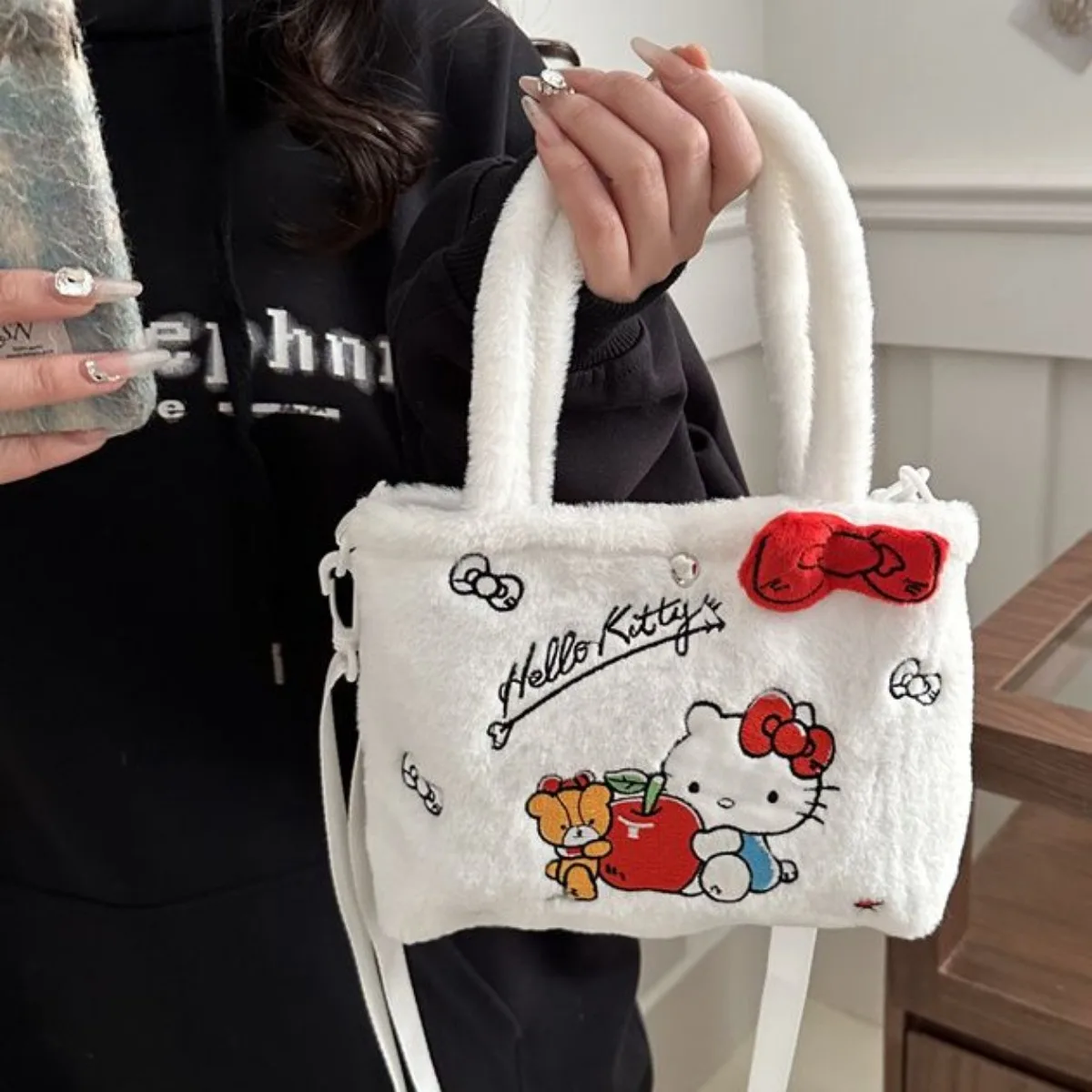 Hello Kitty Torba na ramię MINISO Przenośna torebka Kuromi Duża pojemność Kreskówka Pluszowa torba do przechowywania na co dzień